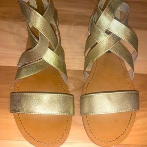 Material Girl Macy’s Exclusive gold gladiator sandals size 8.5 NIB